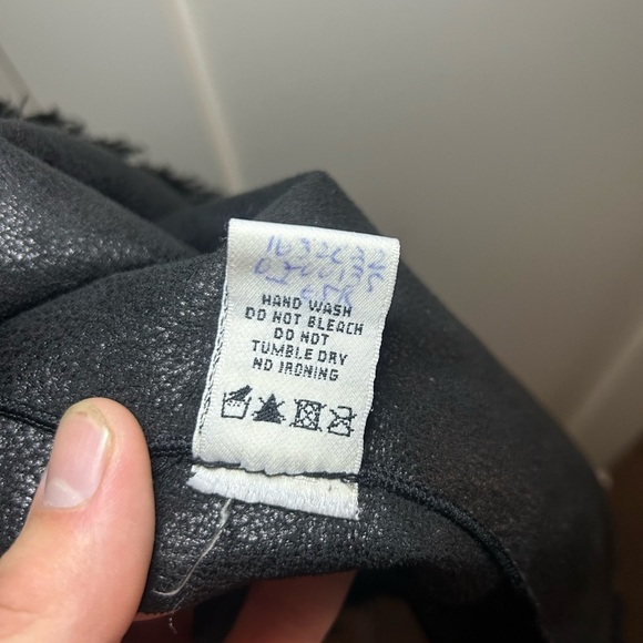 Studio M Fur vest - Picture 12 of 14